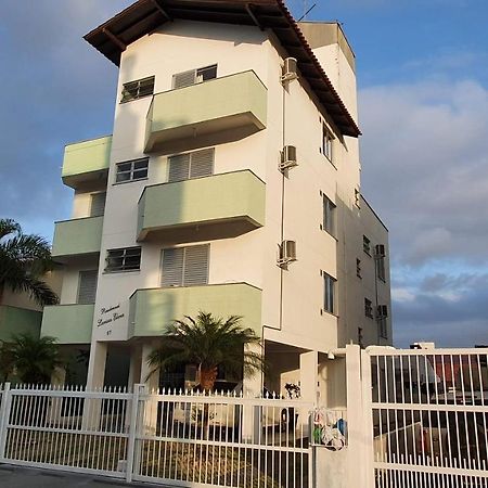Residencial Larissa Elena Apartment Florianopolis Ngoại thất bức ảnh
