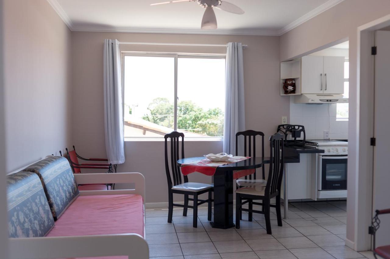 Residencial Larissa Elena Apartment Florianopolis Ngoại thất bức ảnh