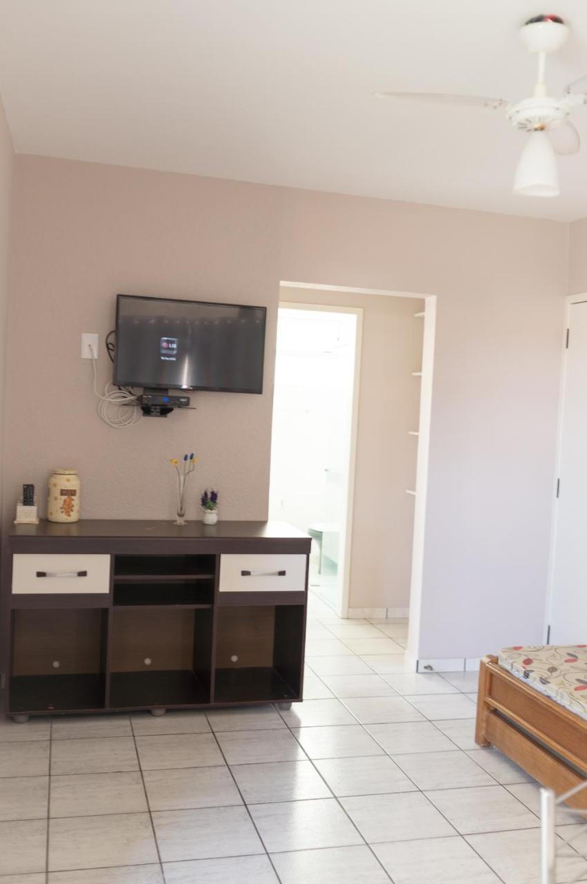 Residencial Larissa Elena Apartment Florianopolis Ngoại thất bức ảnh